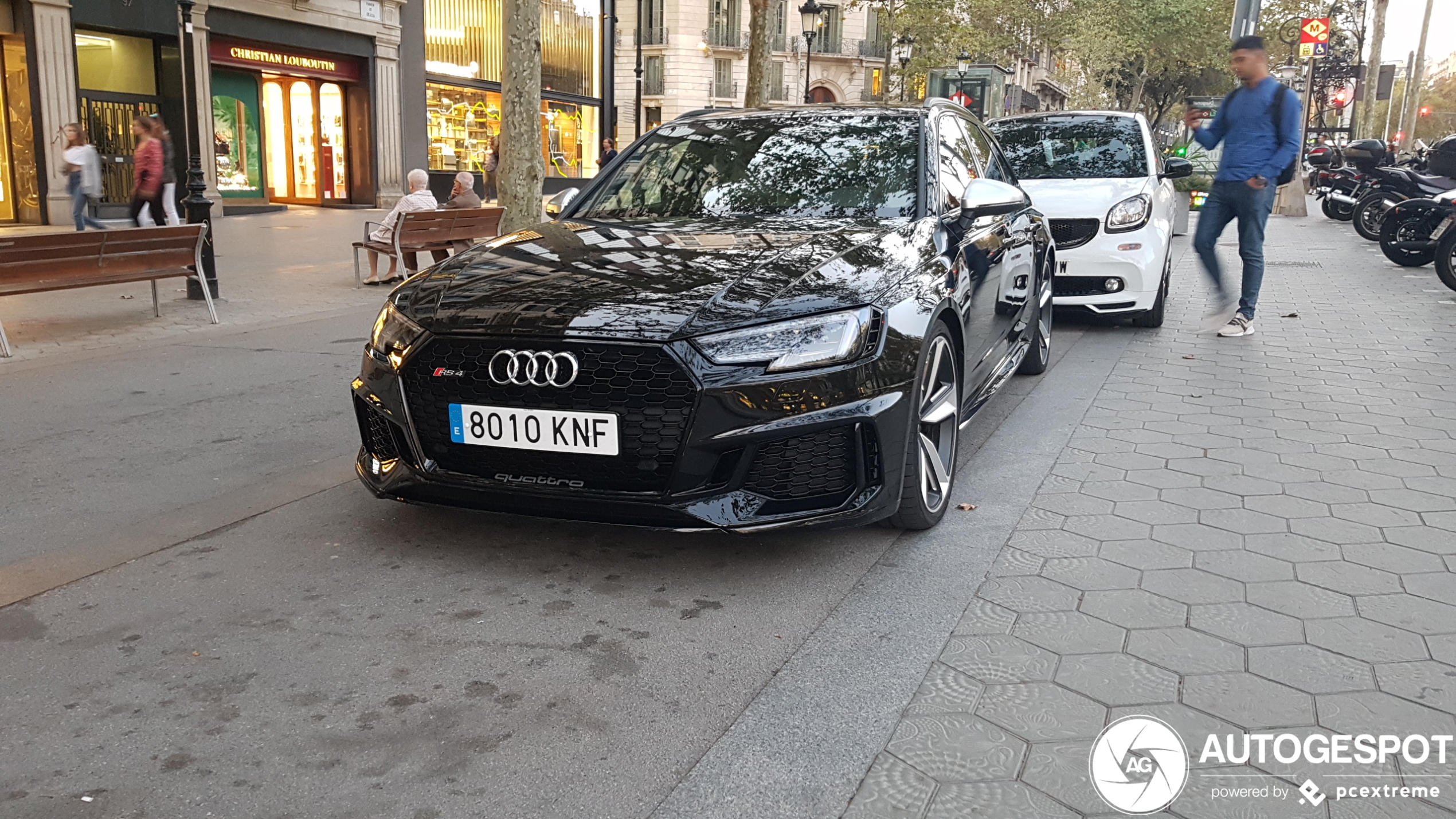 Audi RS4 Avant B9