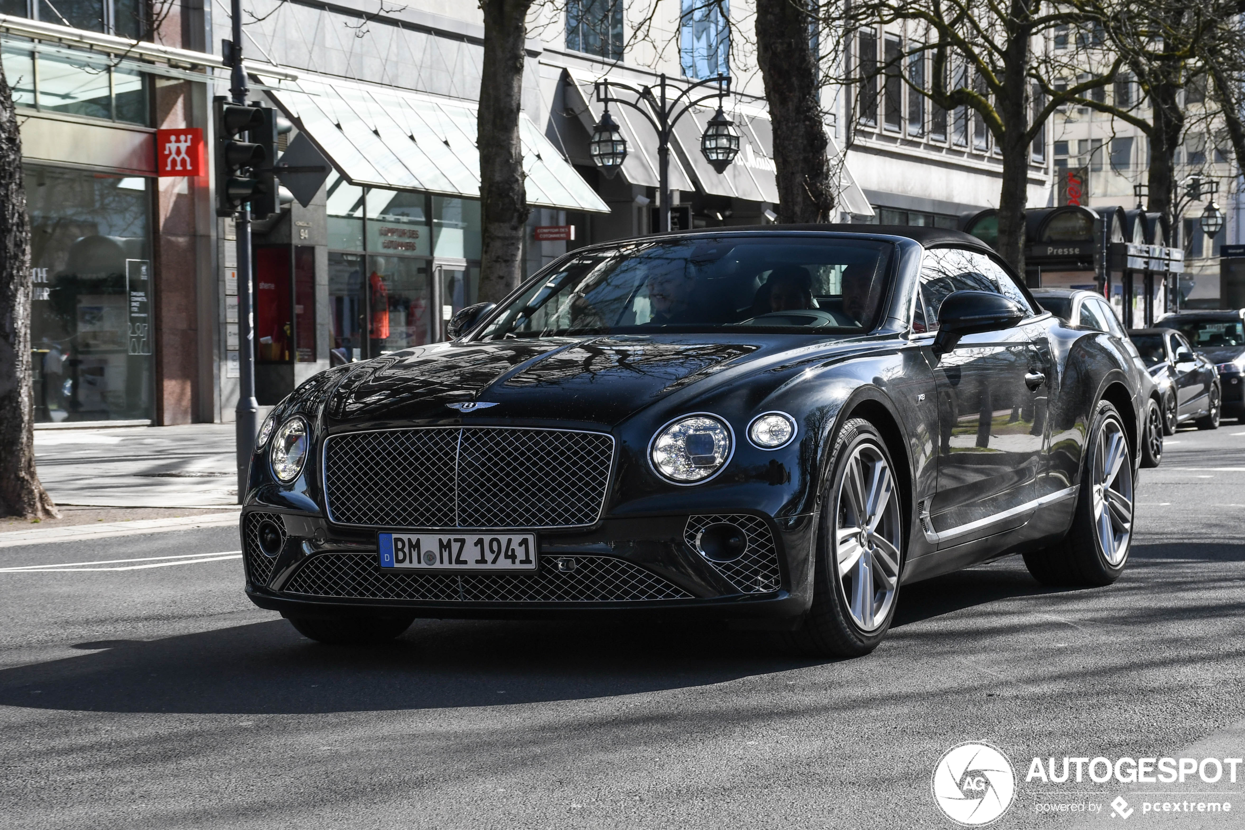 Bentley Continental GTC V8 2020