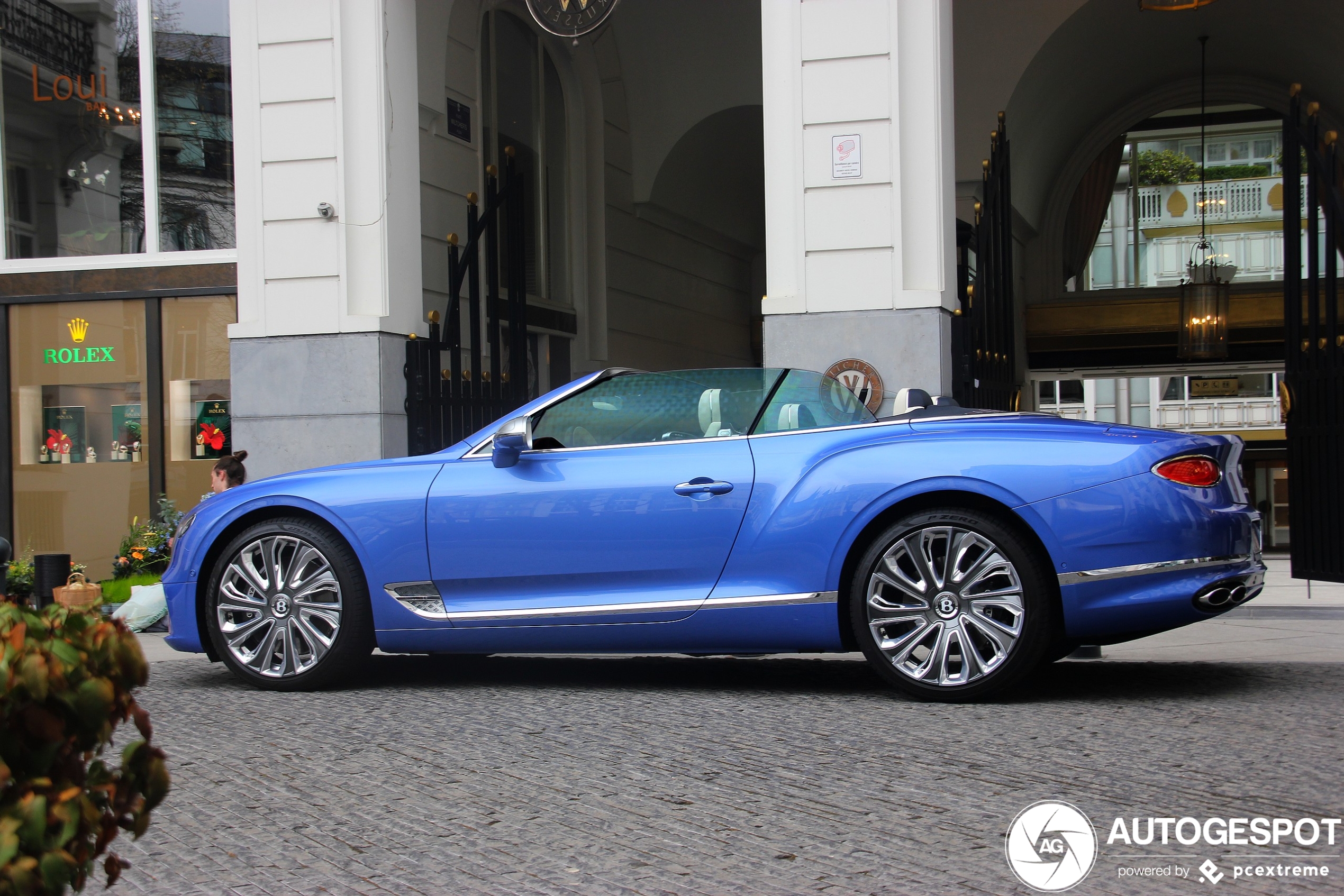 Prachtig debuut: Bentley Continental GTC V8 2020 Mulliner