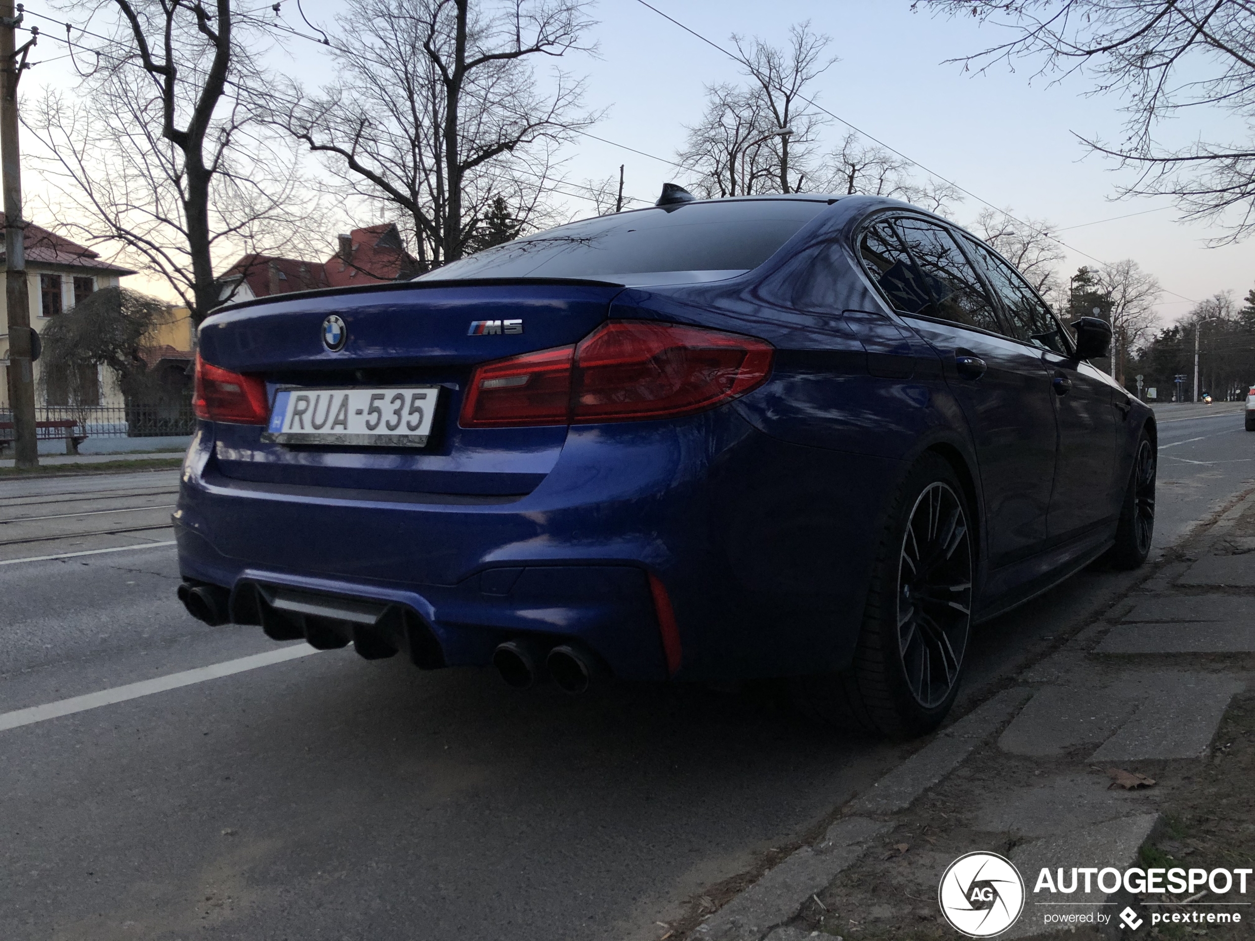 BMW M5 F90