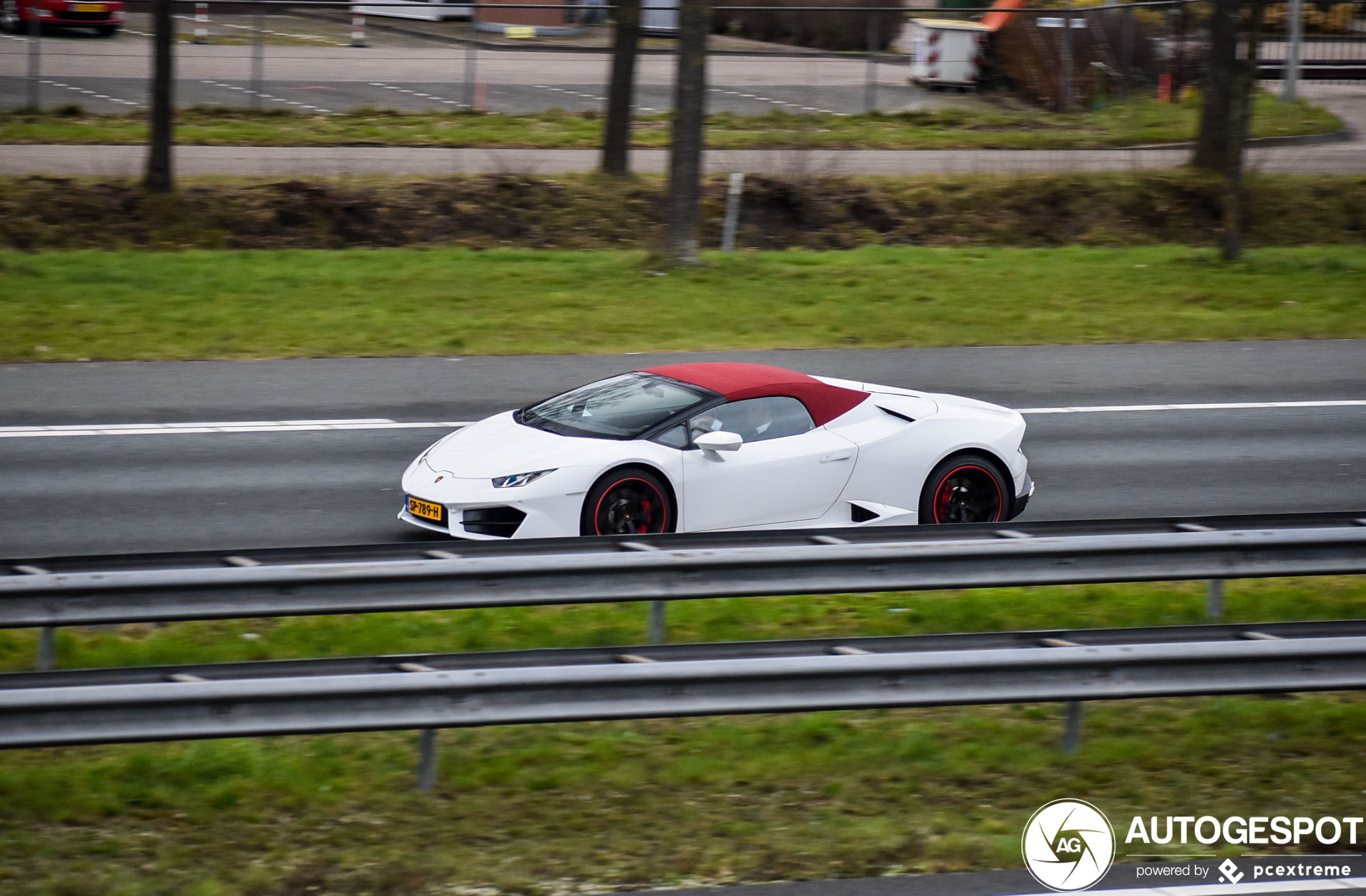 Lamborghini Huracán LP580-2 Spyder