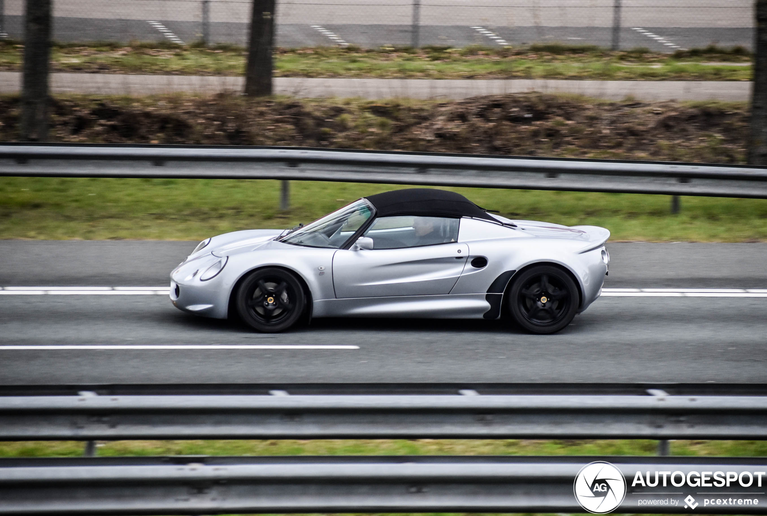 Lotus Elise S1