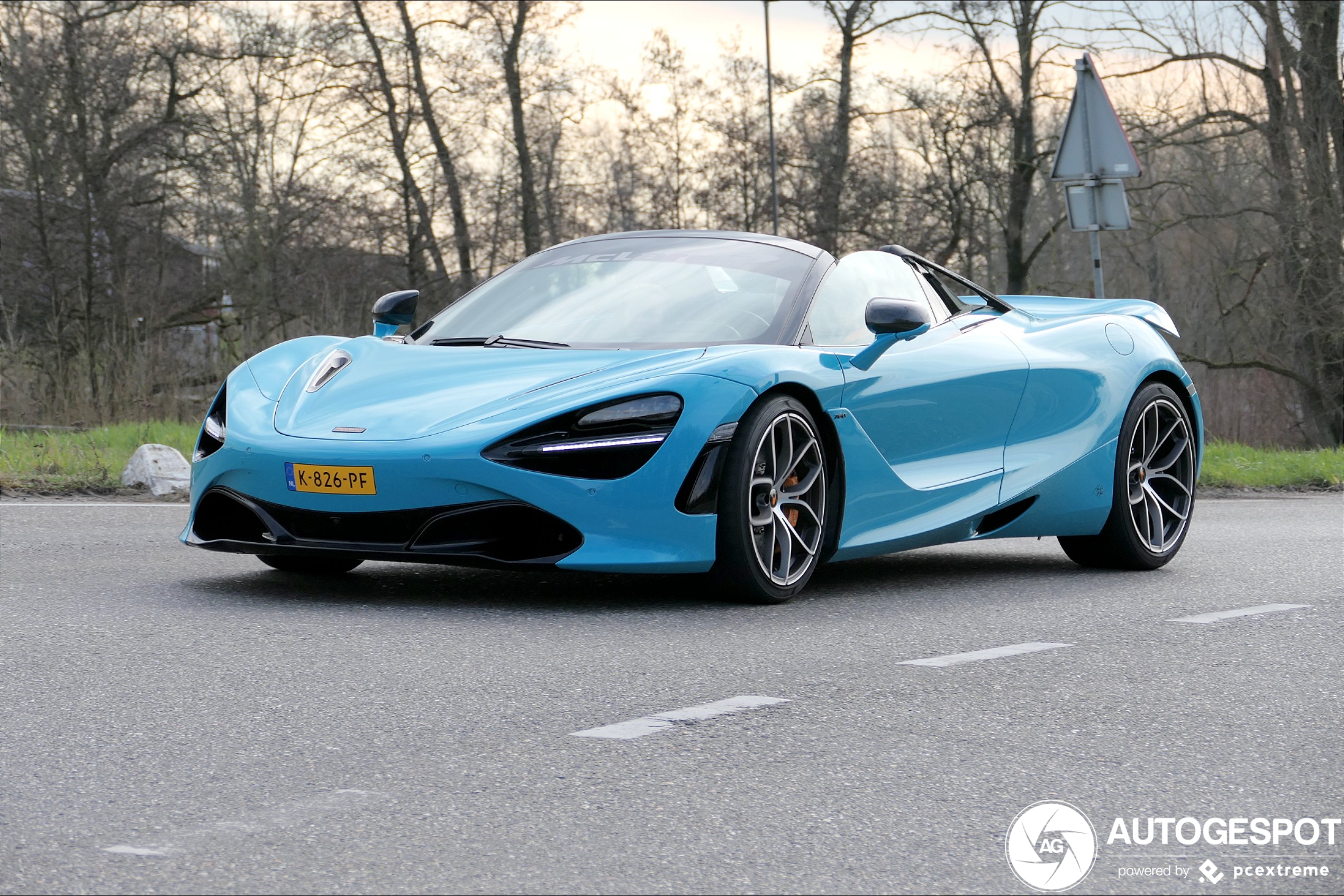 McLaren 720S Spider