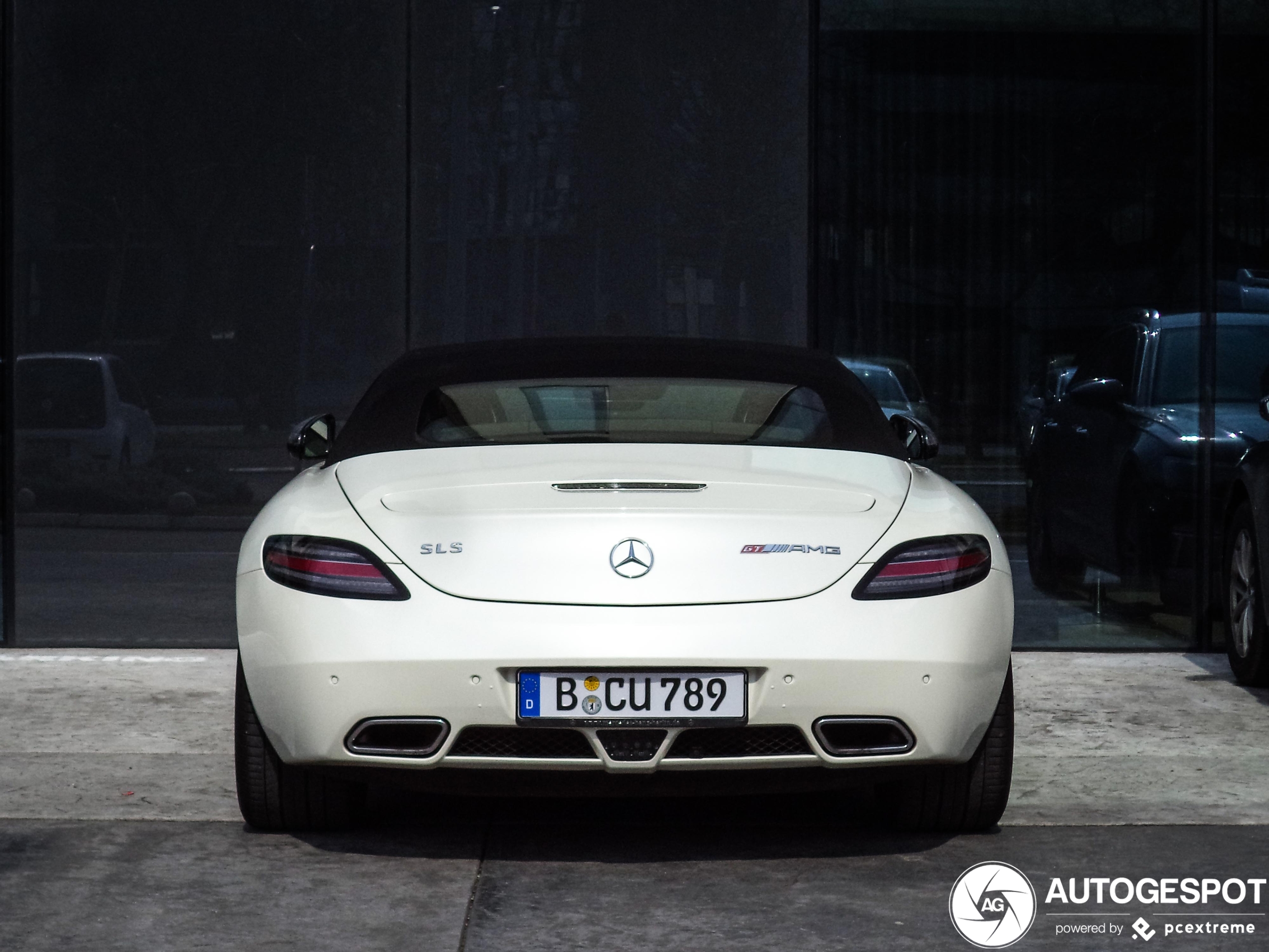 Mercedes-Benz SLS AMG GT Roadster