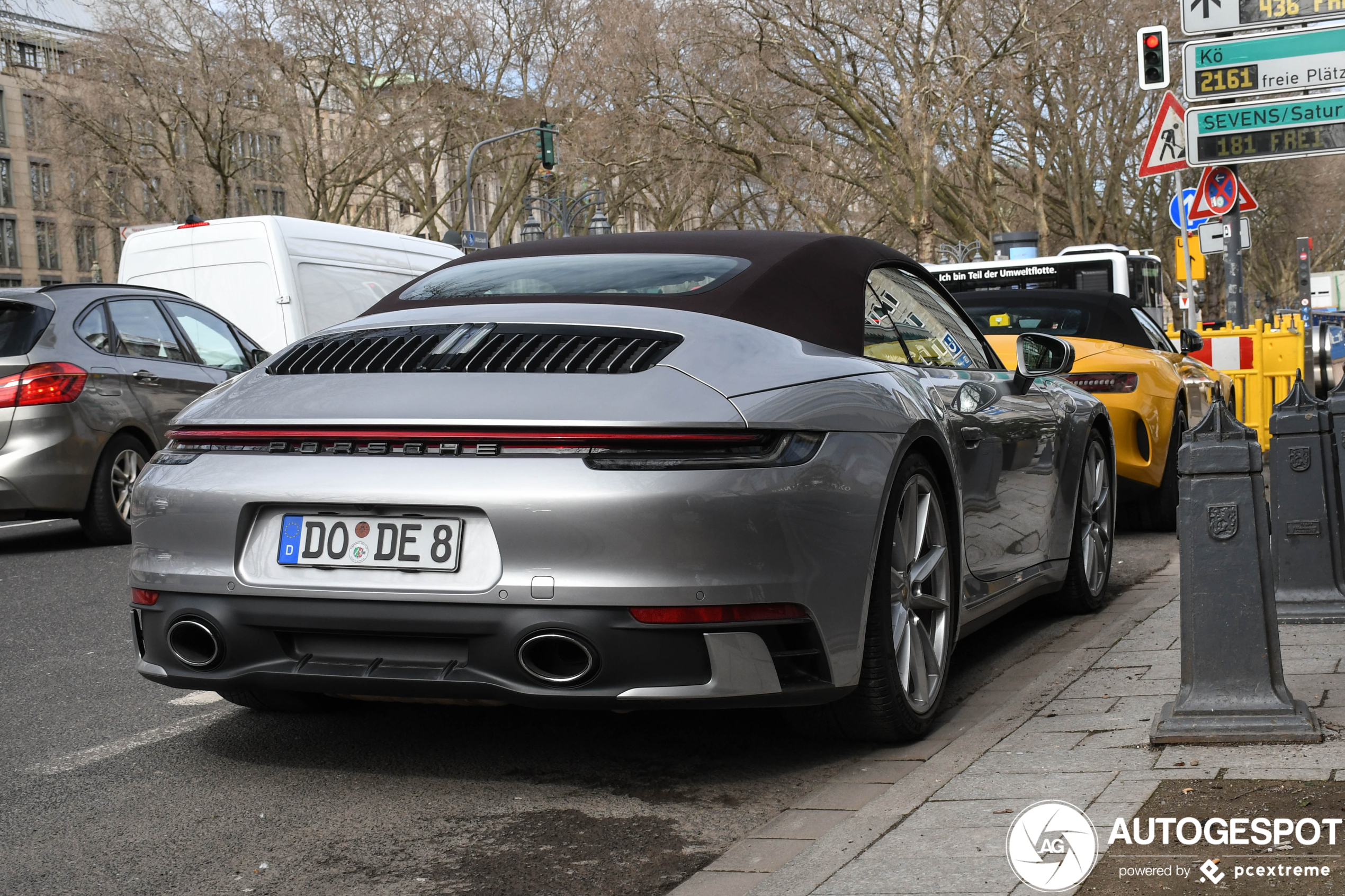 Porsche 992 Carrera 4S Cabriolet