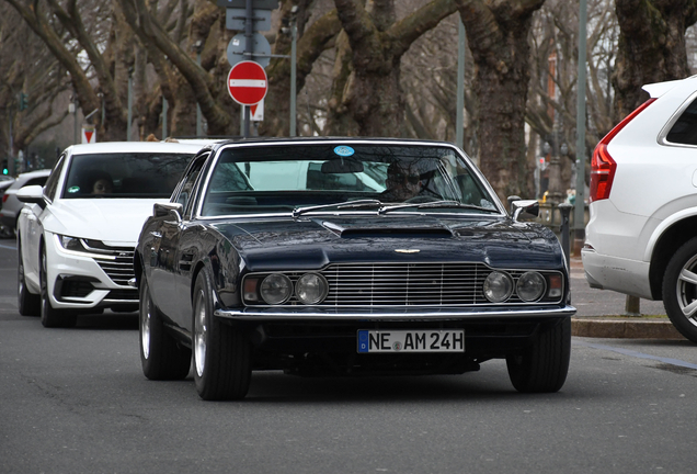 Aston Martin DBS Vantage