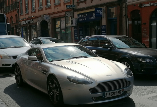 Aston Martin V8 Vantage N400