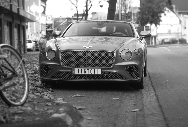 Bentley Continental GTC V8 2020