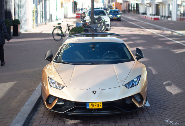 Lamborghini Huracán LP640-4 Performante