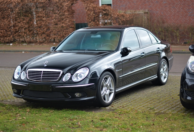 Mercedes-Benz E 55 AMG