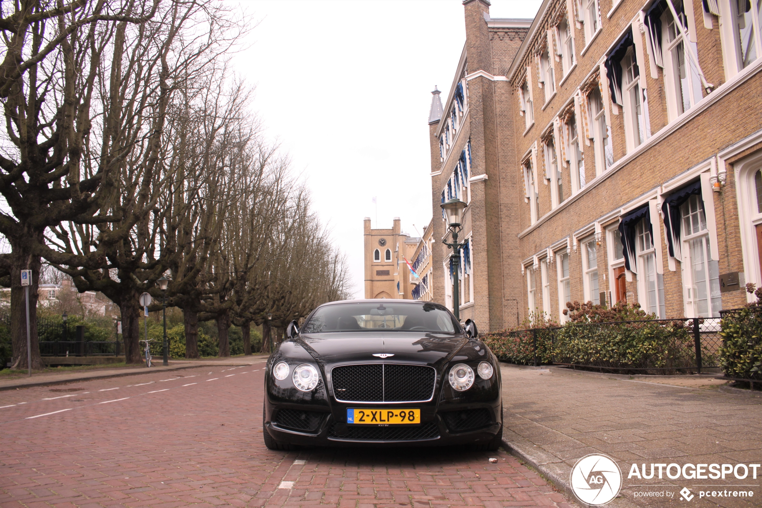 Bentley Continental GT V8