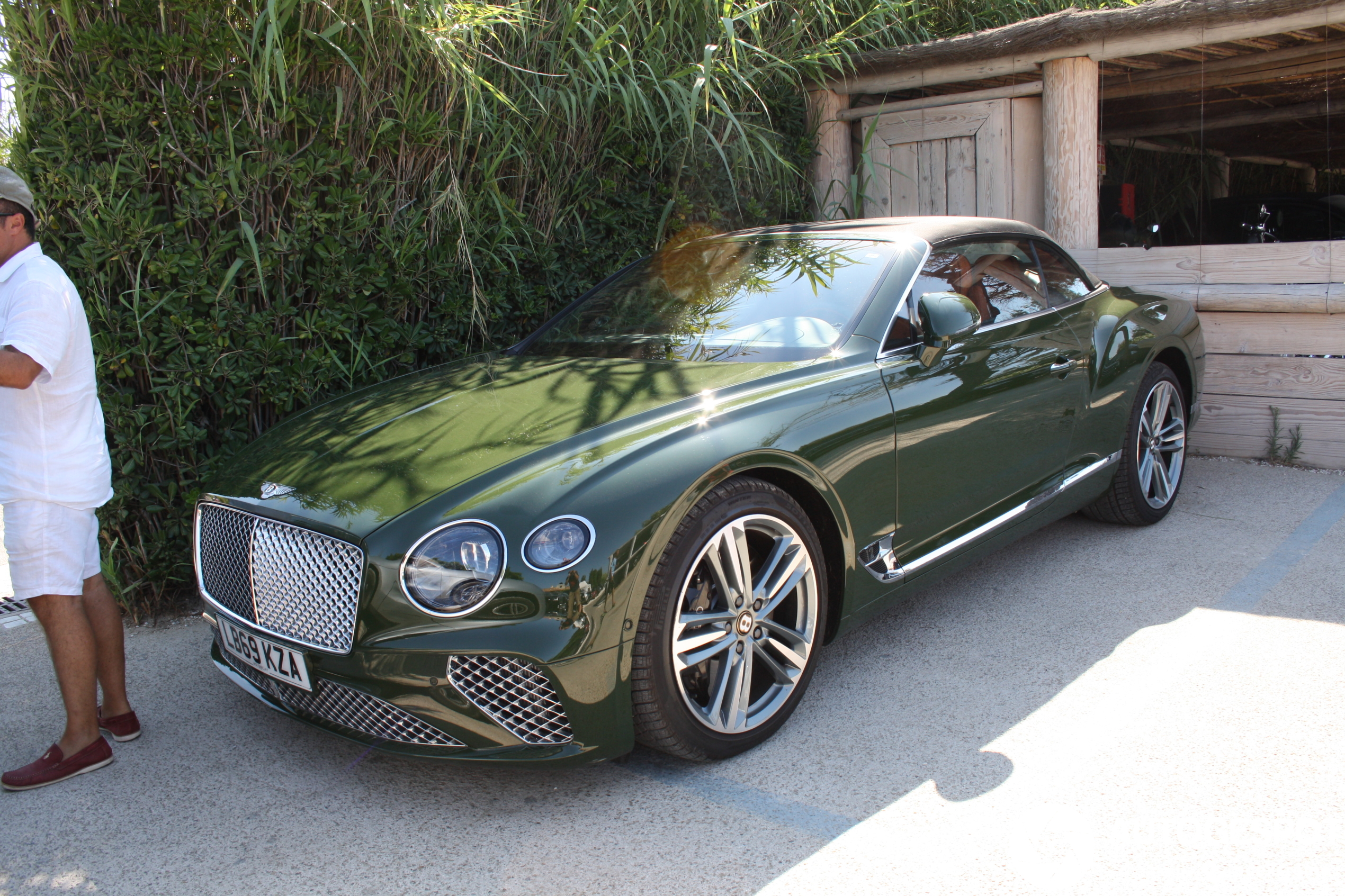 Bentley Continental GTC 2019