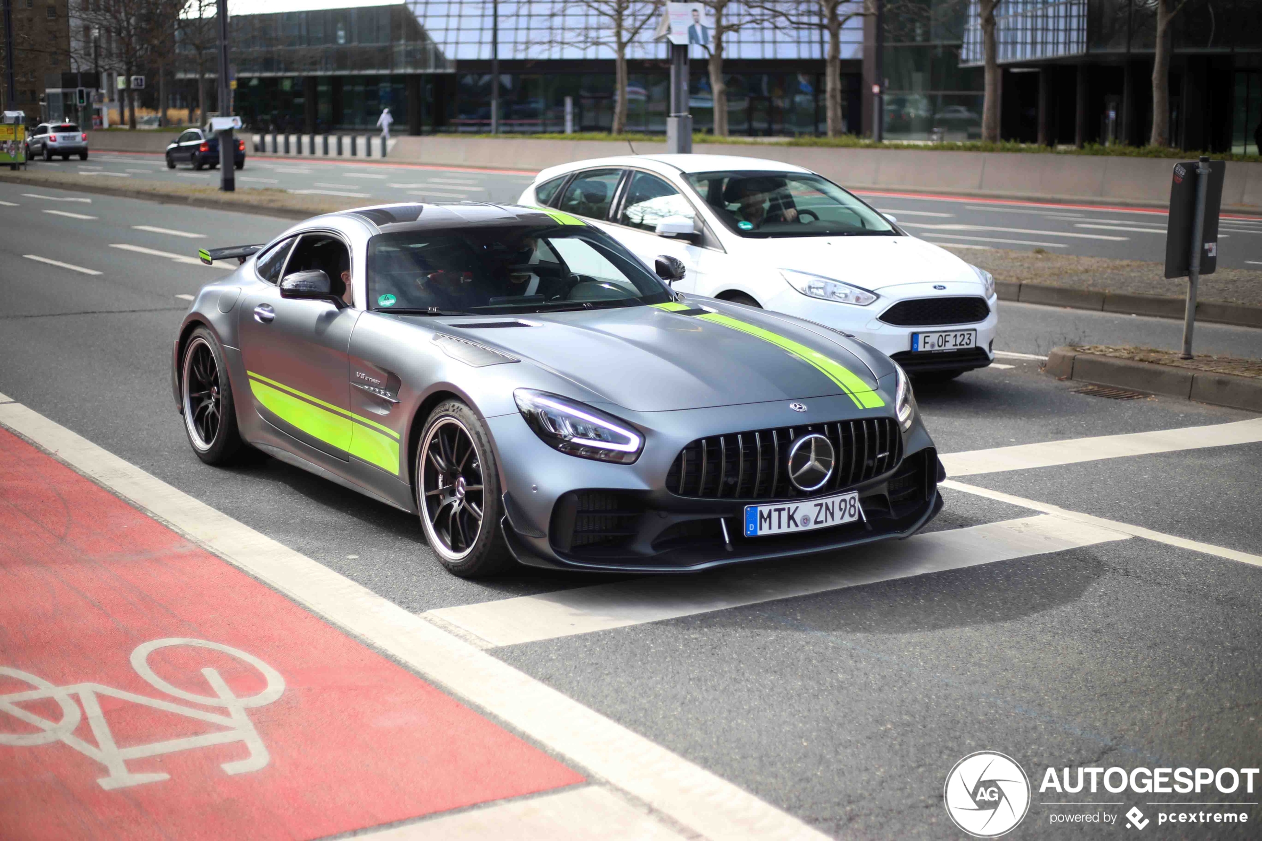 Mercedes-AMG GT R Pro C190