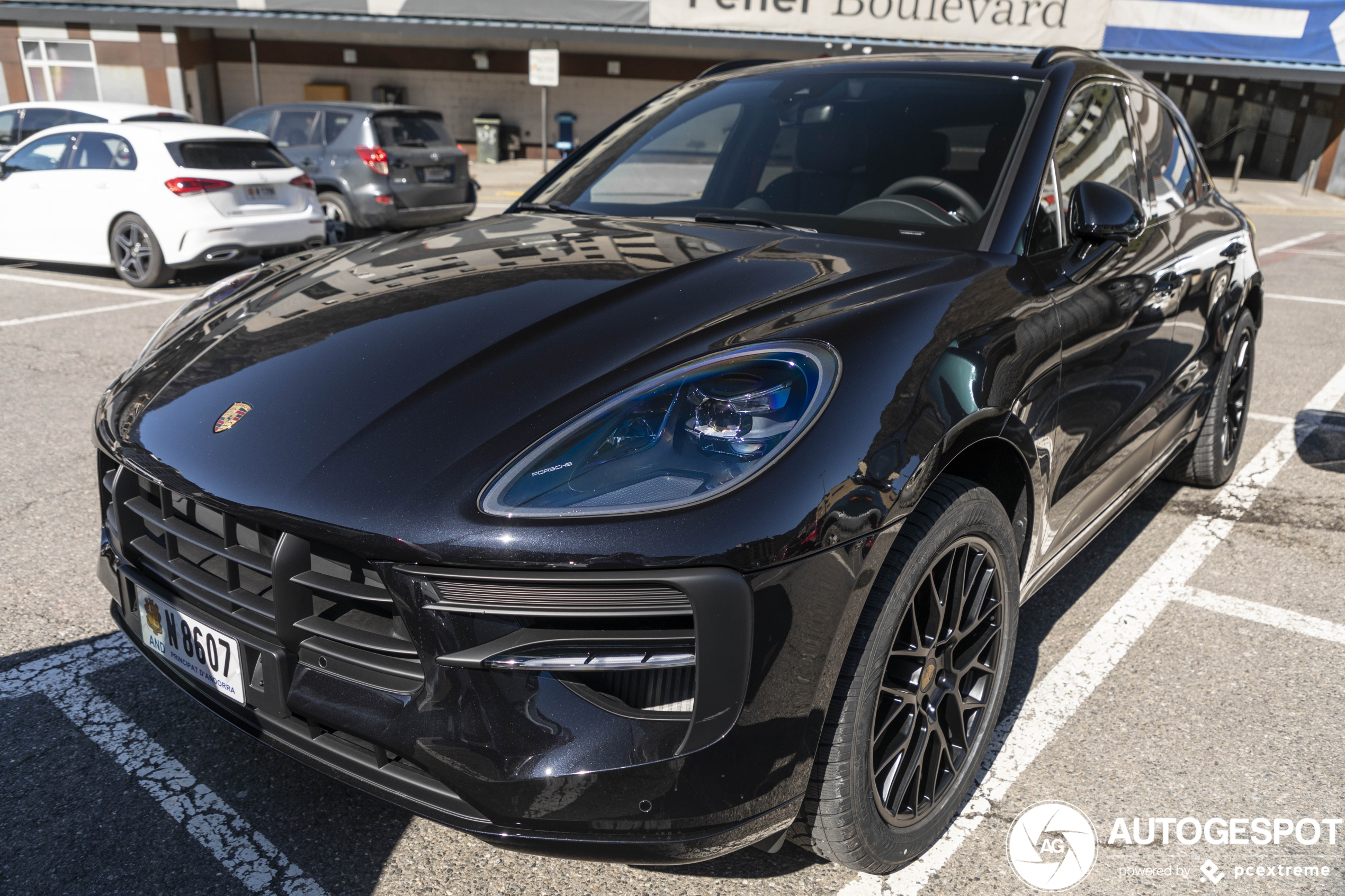 Porsche 95B Macan GTS MkII