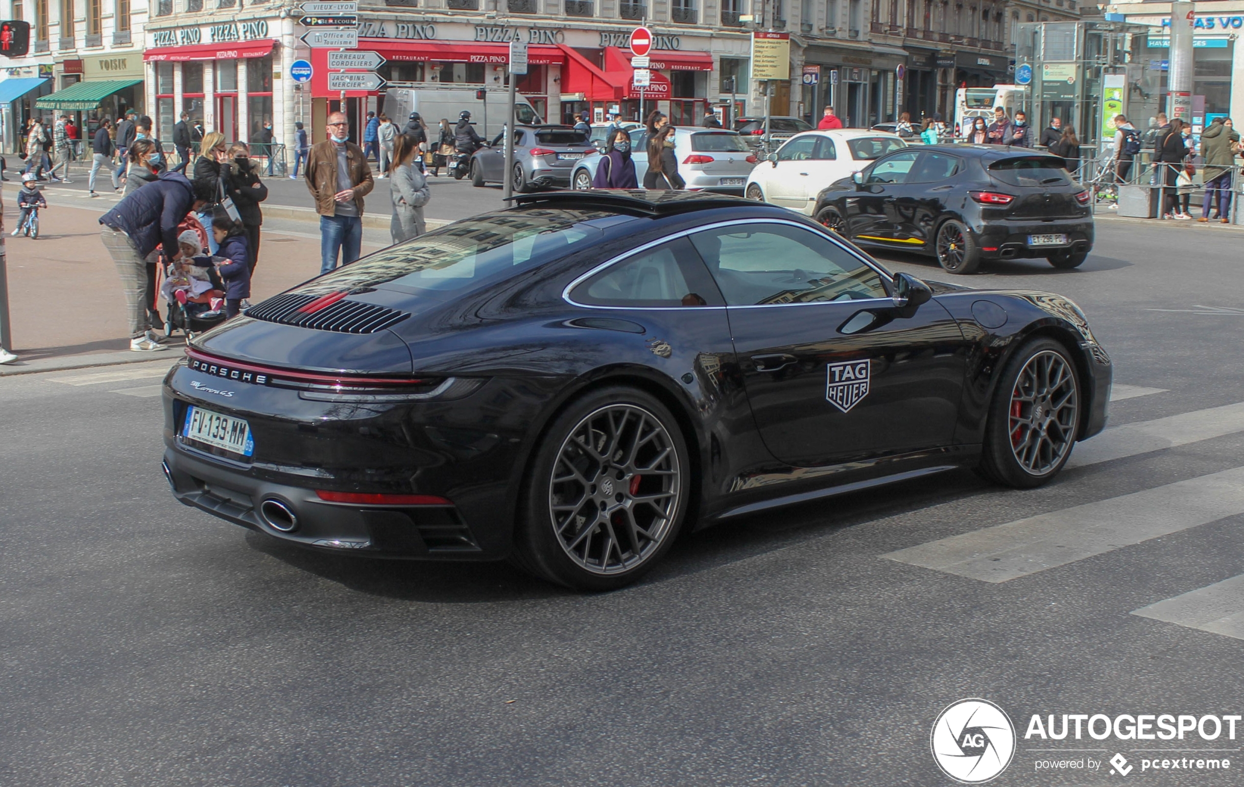 Porsche 992 Carrera 4S