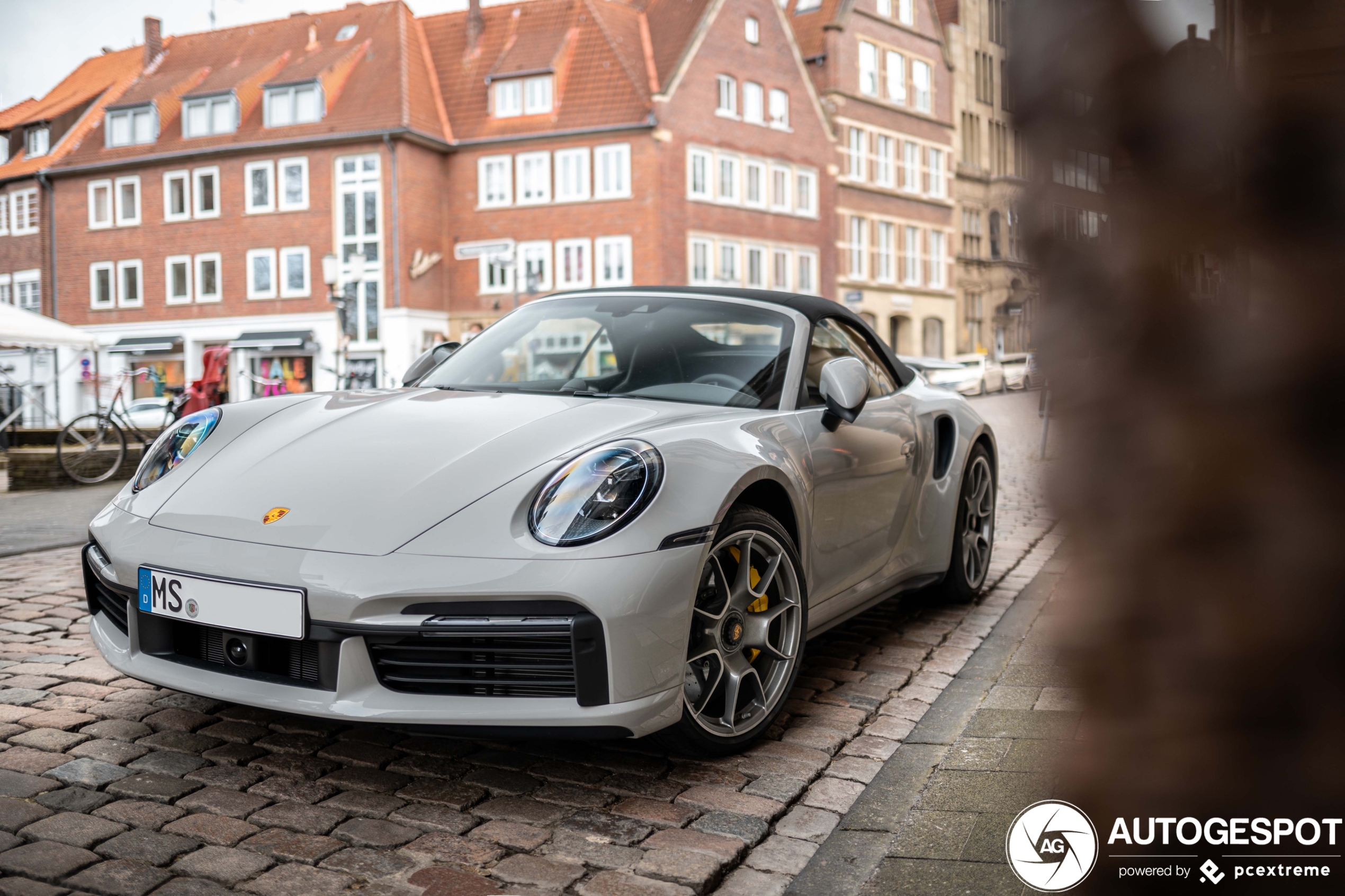 Porsche 992 Turbo S Cabriolet