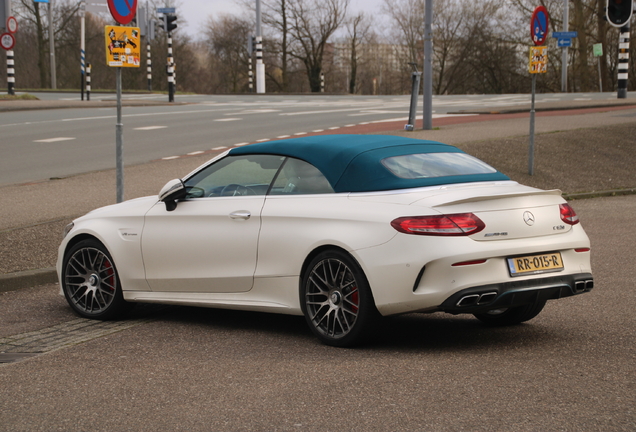 Mercedes-AMG C 63 S Convertible A205 Ocean Blue Edition