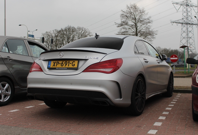 Mercedes-AMG CLA 45 C117