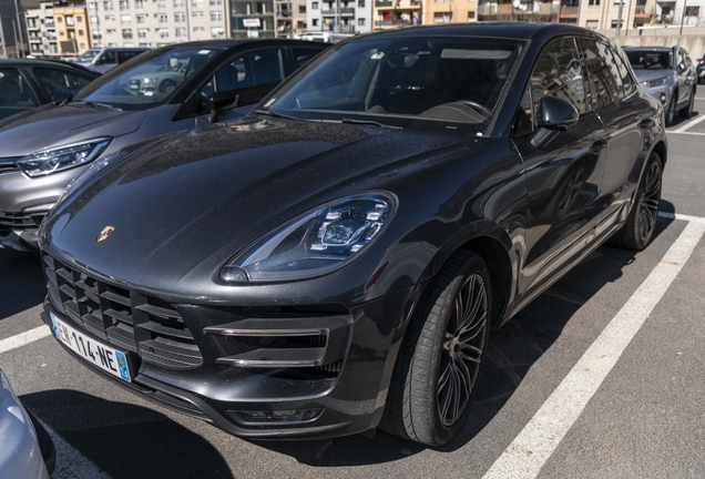 Porsche 95B Macan Turbo