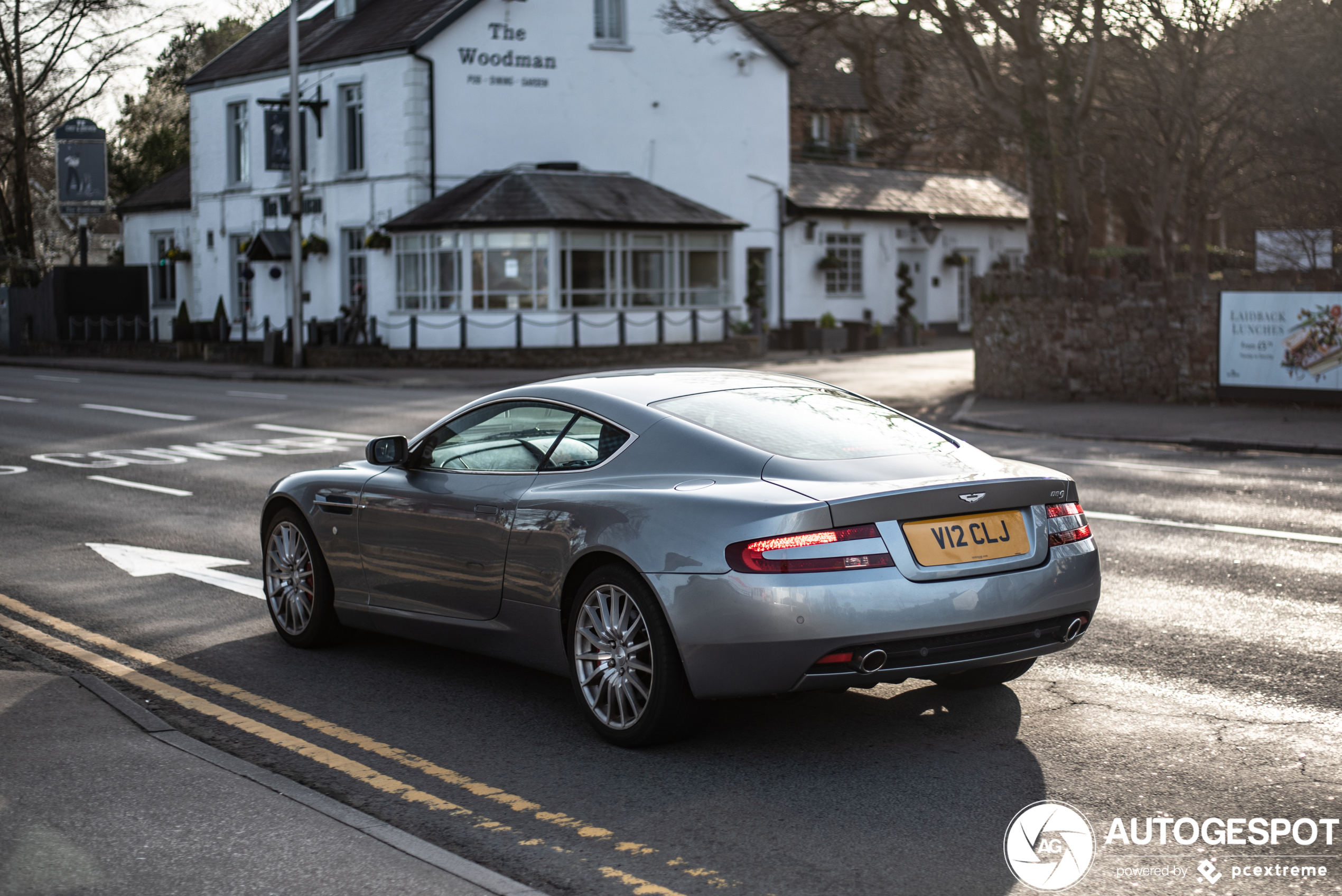 Aston Martin DB9