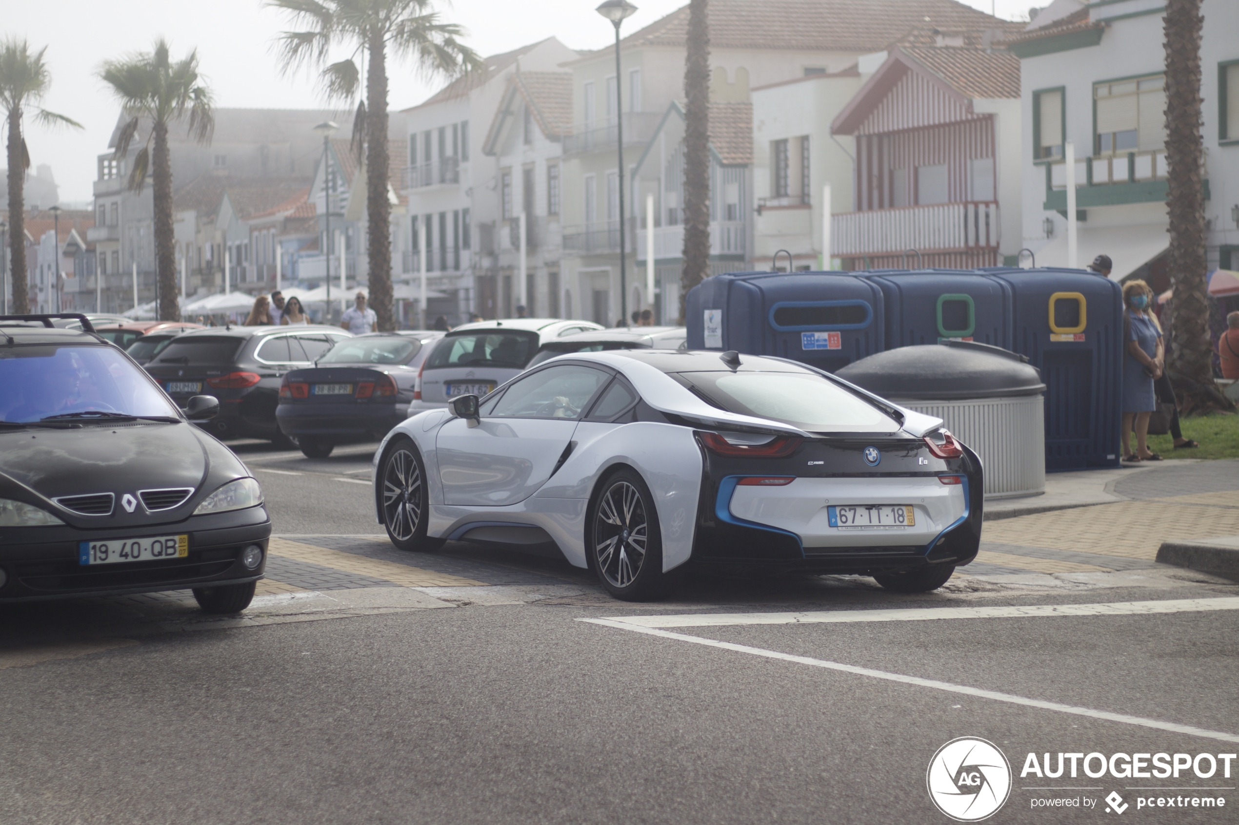 BMW i8