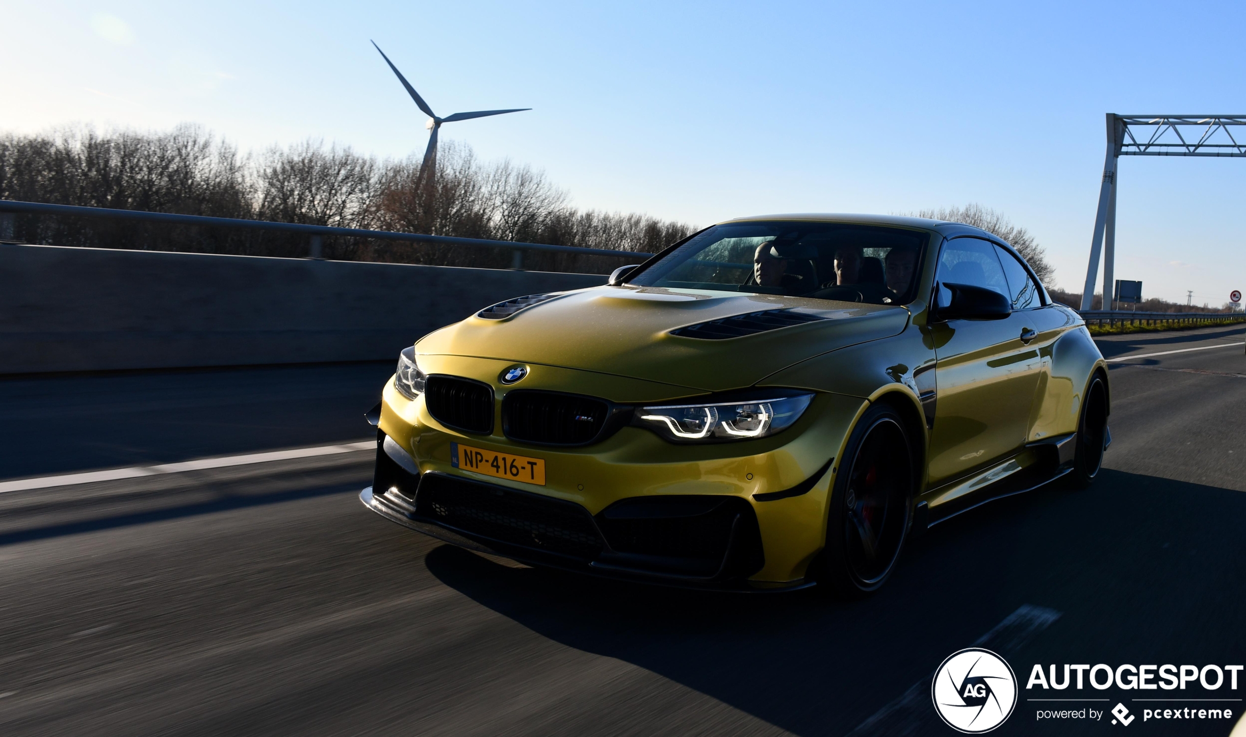 BMW M4 F83 Convertible RevoZport