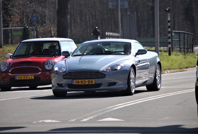 Aston Martin DB9