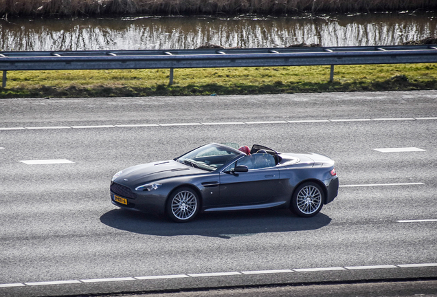 Aston Martin V8 Vantage Roadster