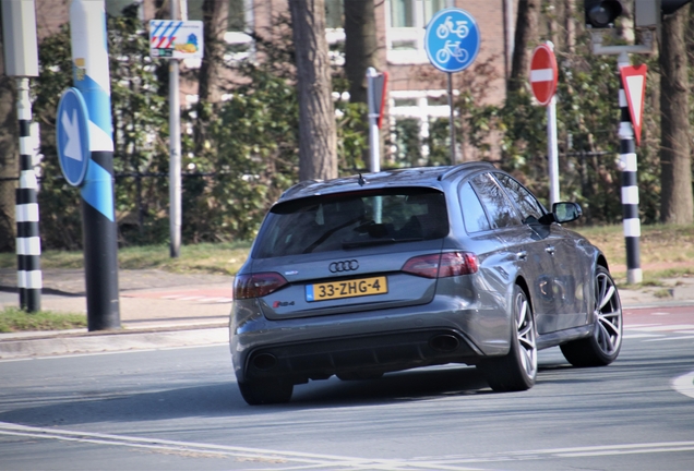 Audi RS4 Avant B8