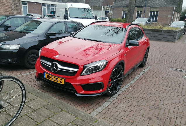 Mercedes-AMG GLA 45 X156