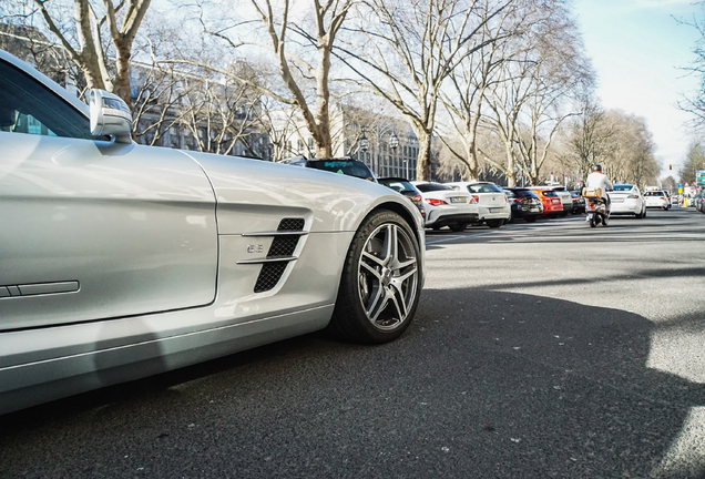 Mercedes-Benz SLS AMG