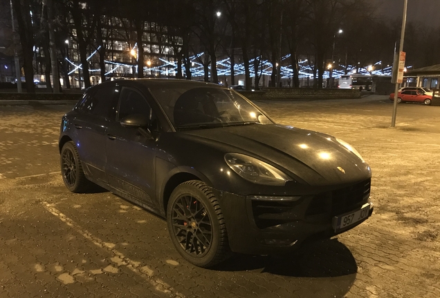 Porsche 95B Macan GTS