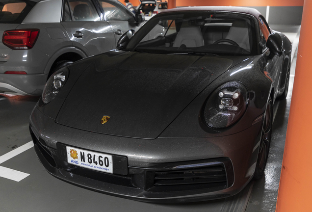 Porsche 992 Carrera 4S Cabriolet