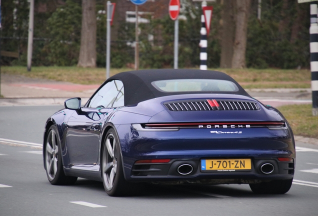 Porsche 992 Carrera 4S Cabriolet