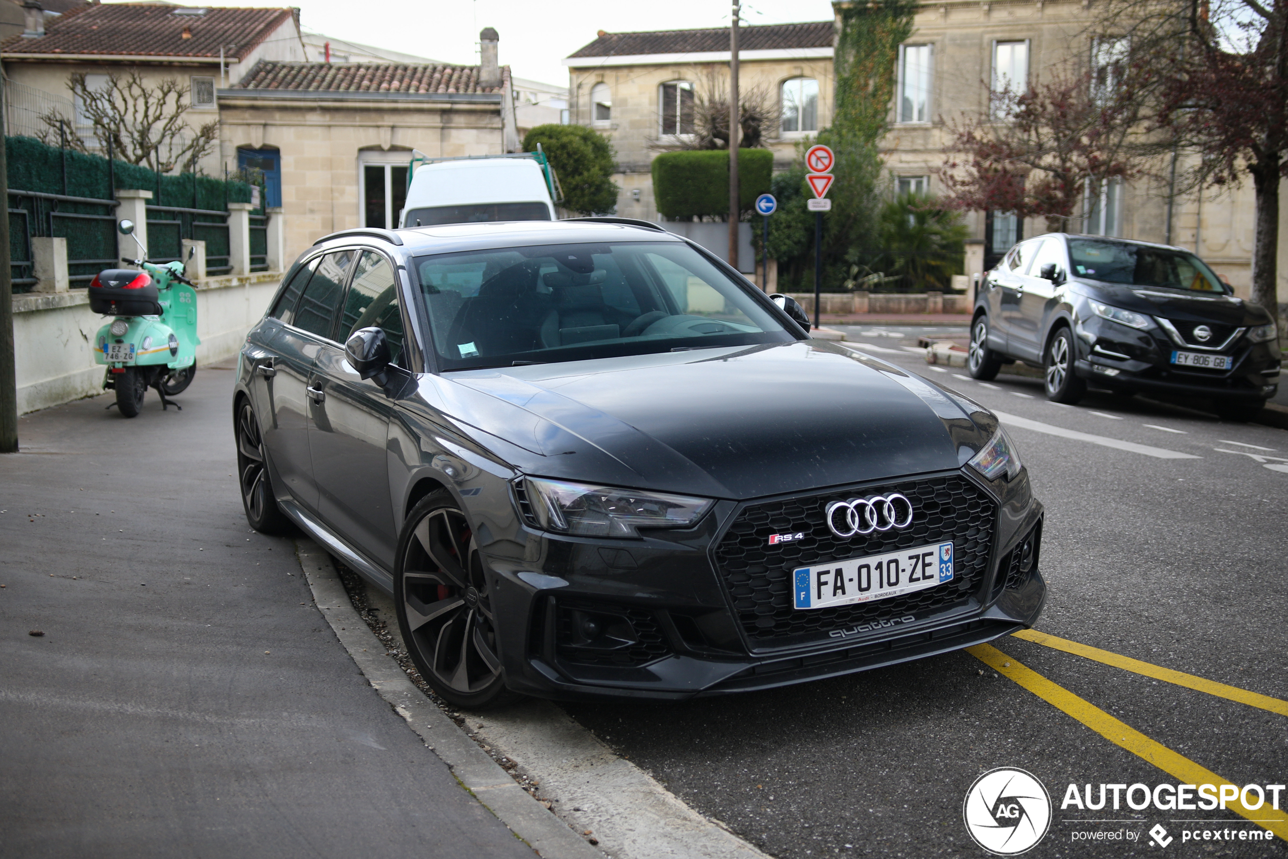 Audi RS4 Avant B9