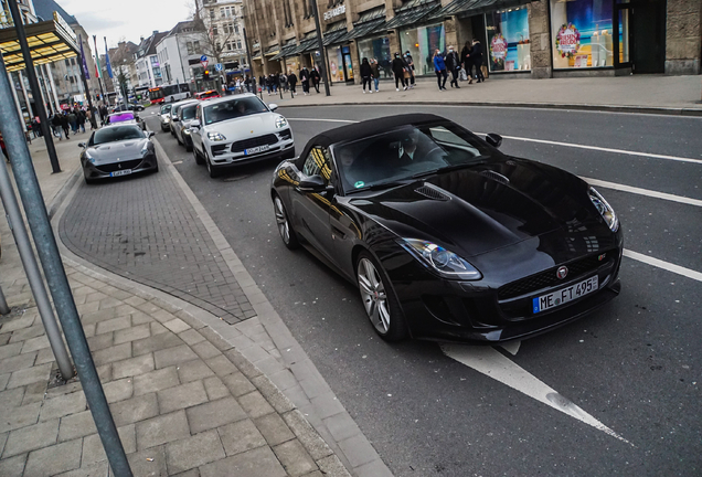 Jaguar F-TYPE S V8 Convertible