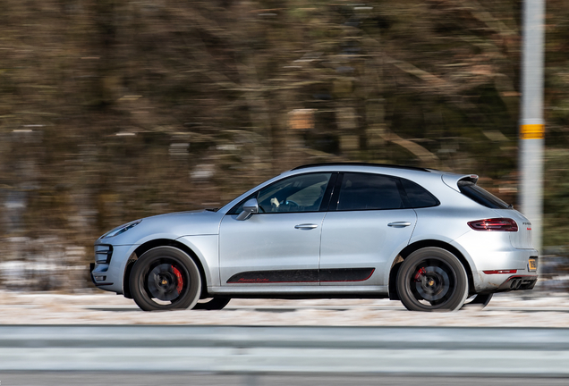 Porsche 95B Macan Turbo Exclusive Performance Edition