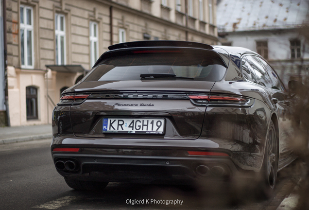 Porsche 971 Panamera Turbo Sport Turismo