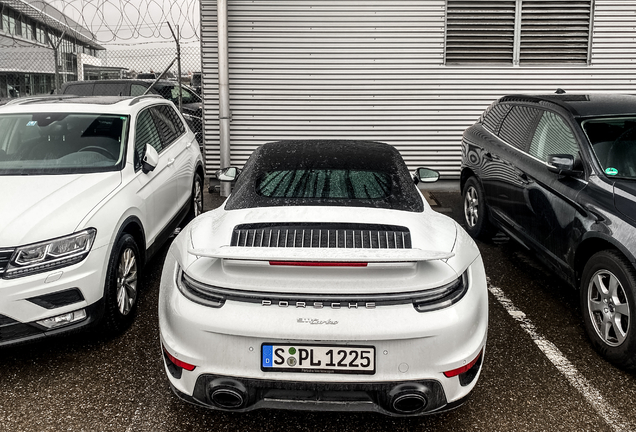 Porsche 992 Turbo Cabriolet