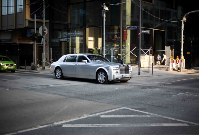 Rolls-Royce Phantom EWB