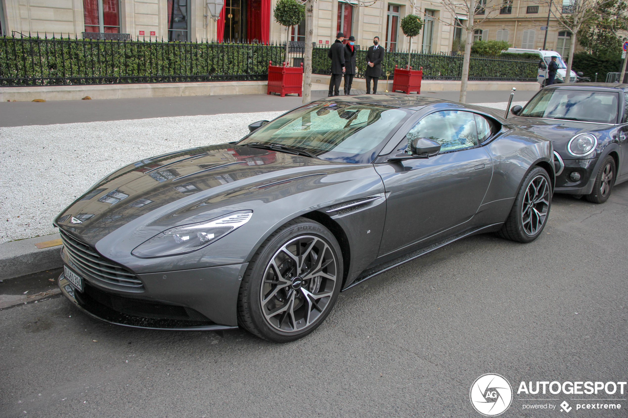 Aston Martin DB11