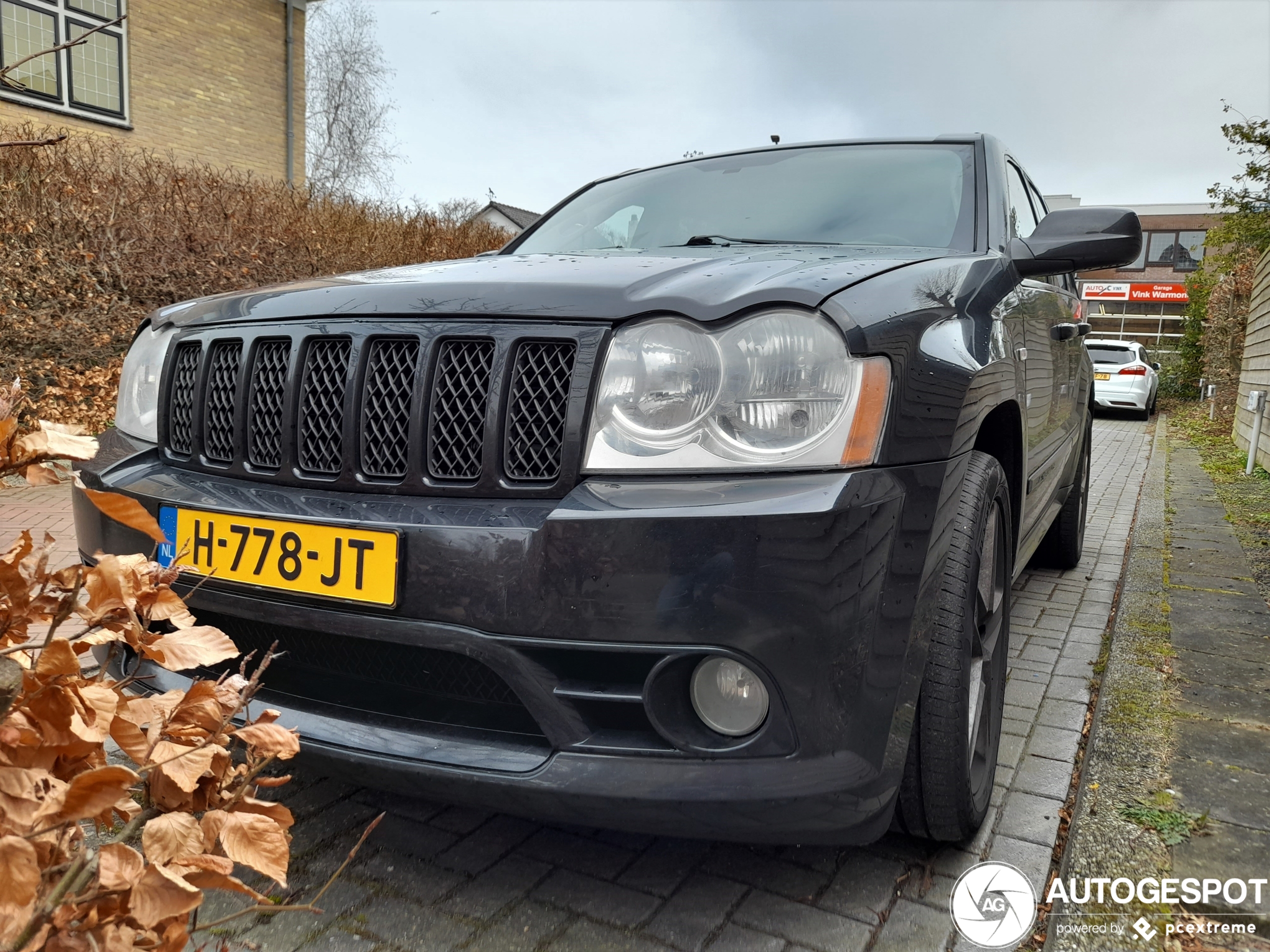 Jeep Grand Cherokee SRT-8 2005