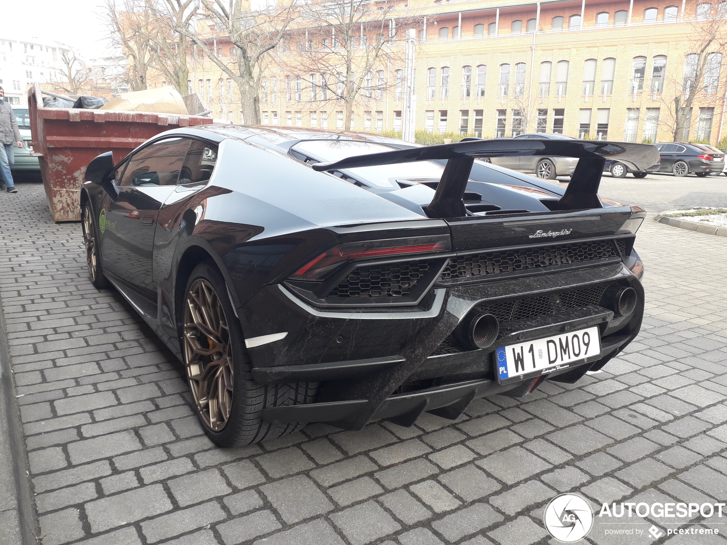 Lamborghini Huracán LP640-4 Performante