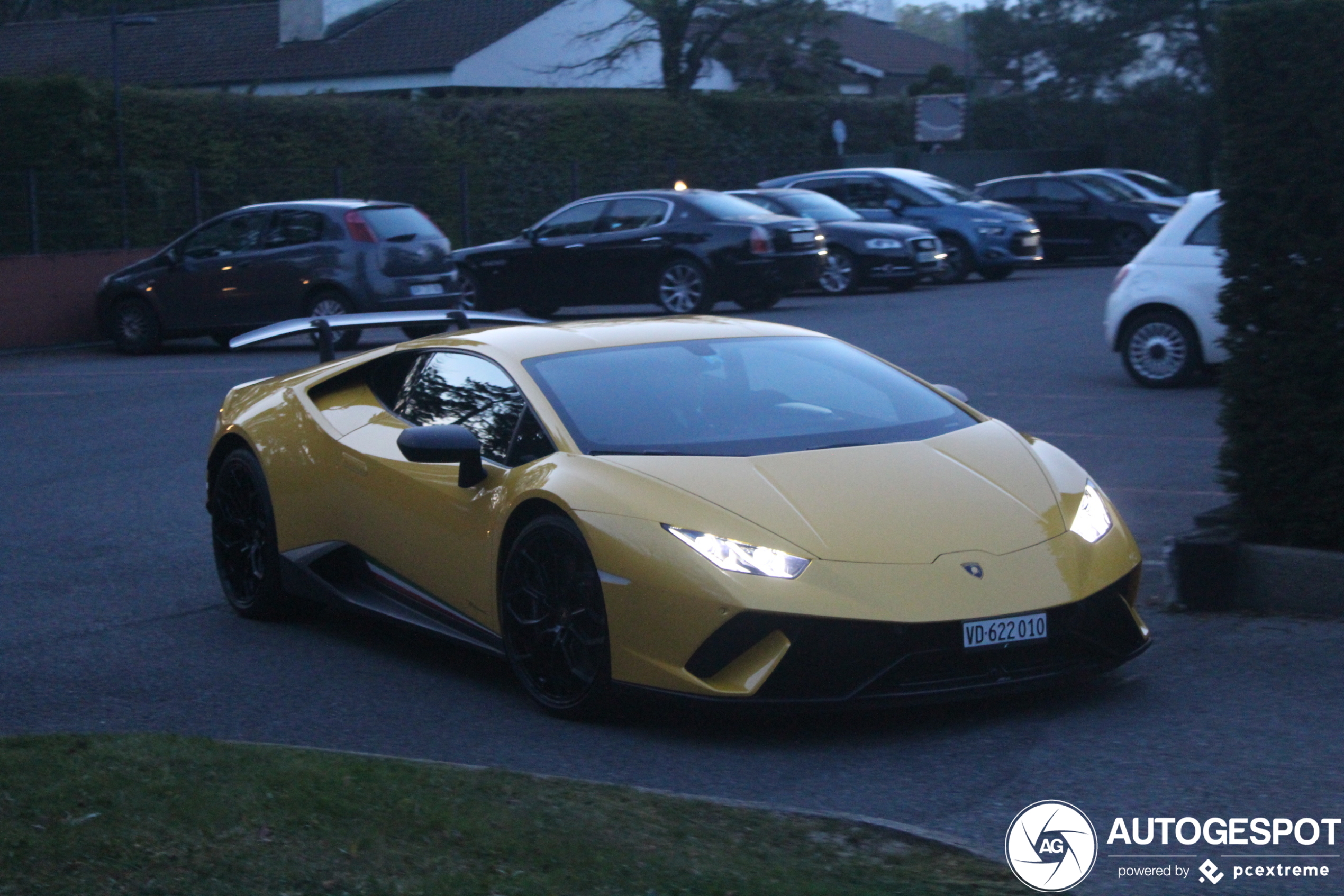 Lamborghini Huracán LP640-4 Performante