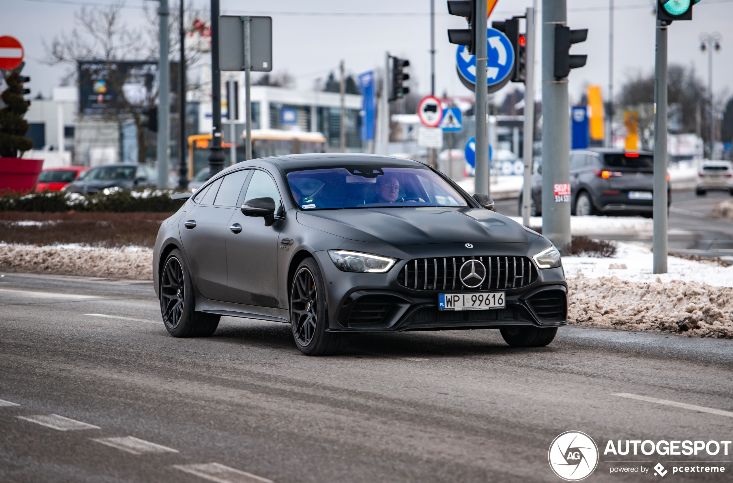 Mercedes-AMG GT 63 S X290