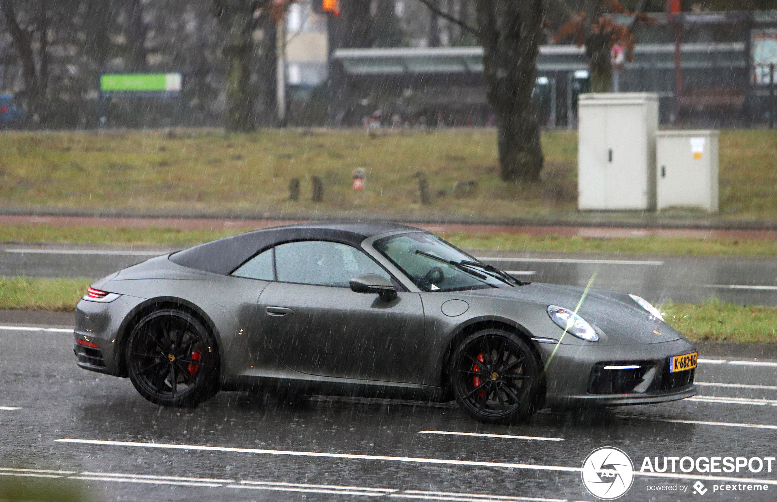 Porsche 992 Carrera 4S Cabriolet