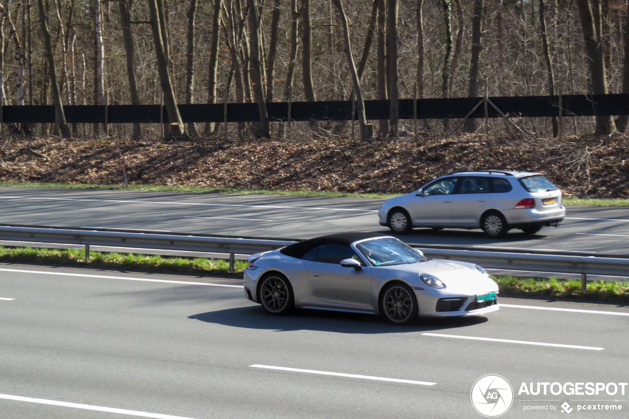 Porsche 992 Carrera 4S Cabriolet