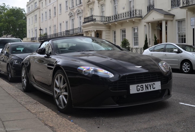 Aston Martin V8 Vantage Roadster 2012