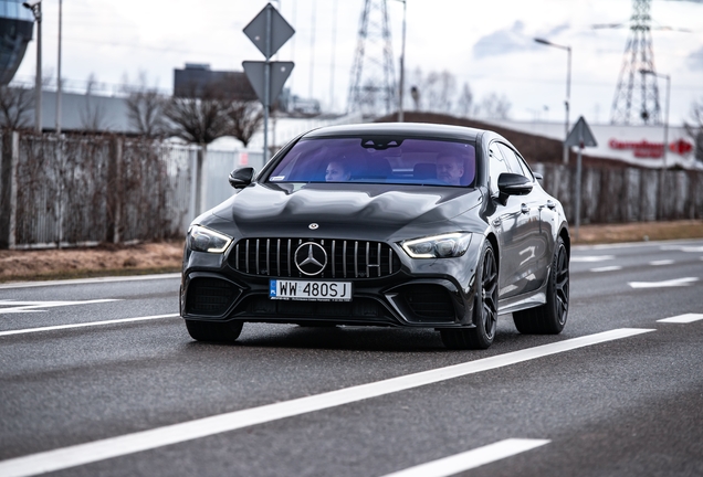 Mercedes-AMG GT 63 S X290