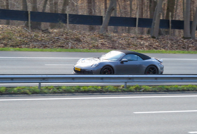 Porsche 992 Carrera S Cabriolet